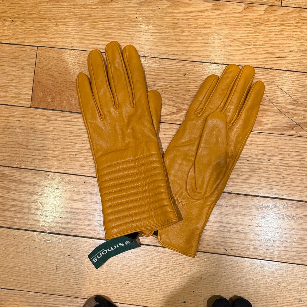 Simons Golden Leather Gloves